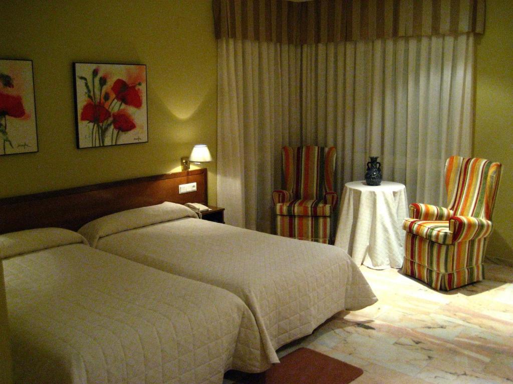 Hotel La Torre Vega de Valdetronco 客房 照片